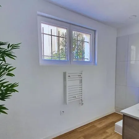 Maison Des Chalets, 4ch, 8p - -chu Appartamento Angers