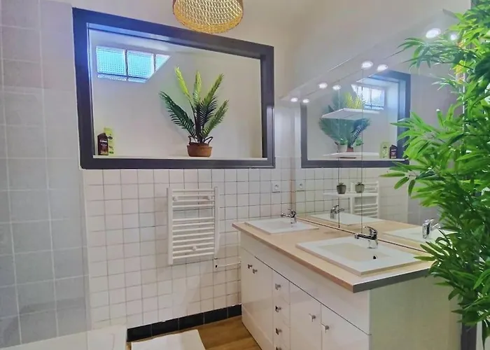 Maison Des Chalets, 4ch, 8p - -chu Appartement